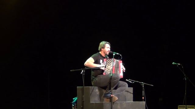 Игорь Растеряев. "Порвали два баяна" смотреть онлайн