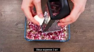 ТАК селедку под шубой ВЫ ЕЩЕ не готовили! Весь СЕКРЕТ в банке!.mp4