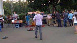 Танцы на ВДНХ. Индейцы в Москве.