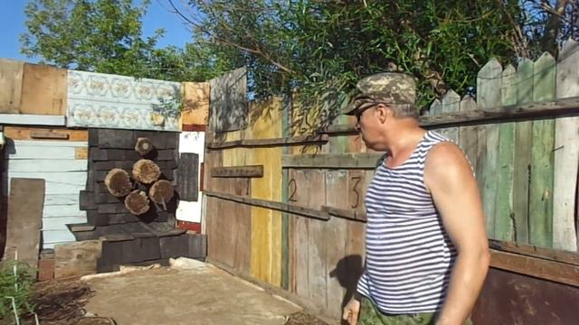 Как метать ножи - двумя руками, разными стилями. смотреть онлайн