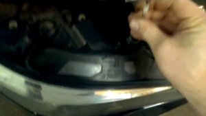 снятие фары бмв е60