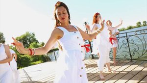Восточные танцы в Белгороде. Уроки для девушек. Школа танцев Dance Life