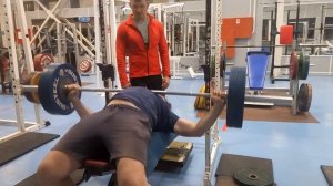 жим лежа 100 кг на 20 раз