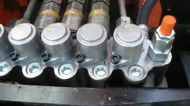 Китайский распределитель на манипулятор Атлас. смотреть онлайн