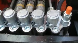 Китайский распределитель на манипулятор Атлас.