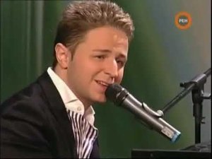 Песни на стихи Алексея Фатьянова -- Попурри