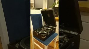 Изабелла Юрьева "Испанская песня". Играет патефон 1936 года.
