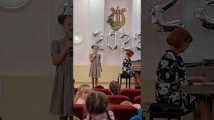 Песенка" крокодила Гена Пусть бегут неуклюже".