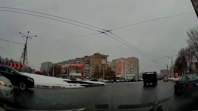 Xiaomi 70mai Dash Cam Pro (H.265 2592x1944 30fps) смотреть онлайн