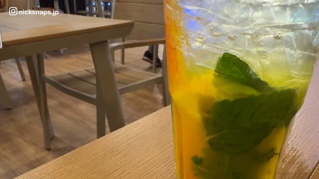 泰國普吉島自由行就看這集🏝️經典景點朝聖！芭東夜市 奈揚海灘 普吉大佛 查龍寺｜探索一年只開放六個月的斯米蘭群島 隨便一個沙灘都好美｜兩家口袋名單住宿分享 泰國跨年遊EP03 смотреть онлайн