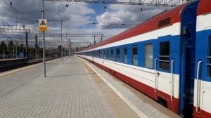 [РЖД] Маневровый тепловоз ЧМЭ3-2861 с составом пассажирского поезда №5 Улан-Батор - Москва.