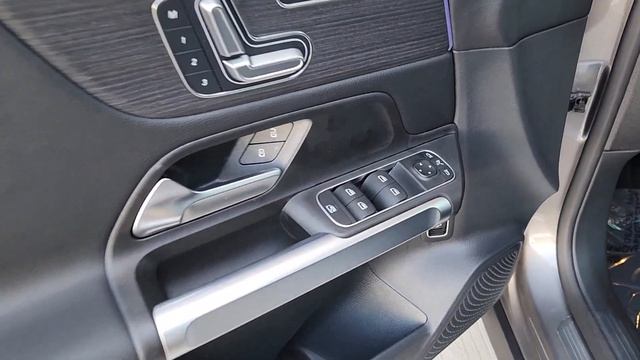 2023 Mercedes-Benz GLB GLB 250 TX The Woodlands, Conroe, Houston, Cypress, Huntsville смотреть онлайн