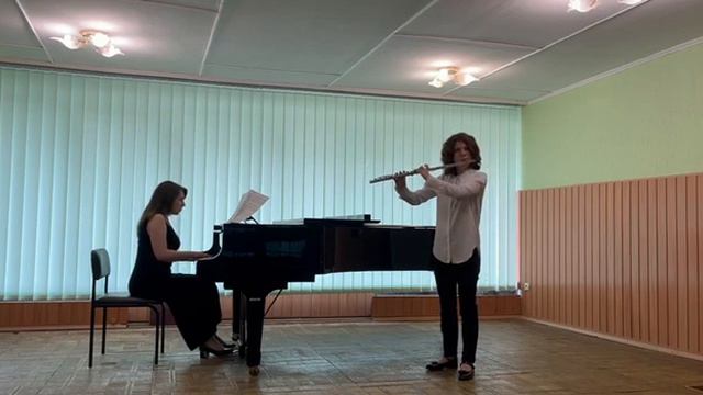 Дж. Раттер. Прелюдія з Античної сюїти. флейта-Трупкінп Даріна 14 років.