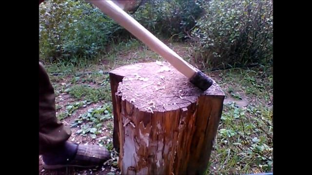 Реставрация старого топора. Ч. 2 - изготовление топорища, насадка и пропитка смотреть онлайн