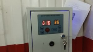 Котел на отработанном масле отработке греет автосалон