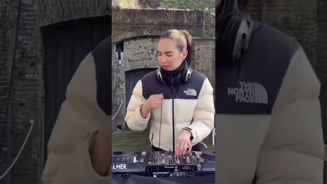 dj lilli palmer