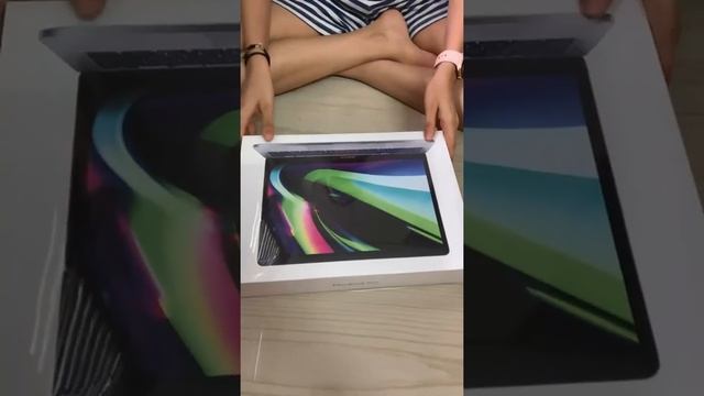 Happiness of Unboxing Macbook Pro M1! (8 GB/256 GB SSD/Mac OS Big Sur) смотреть онлайн