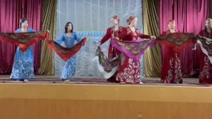 День Республики. Танец "Русские узоры". 7-8 классы Фурмановской средней школы