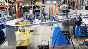 Серийная гибка алюминиевого профиля для окон поездов Ласточка на трубогибочном автомате MASTER.3X