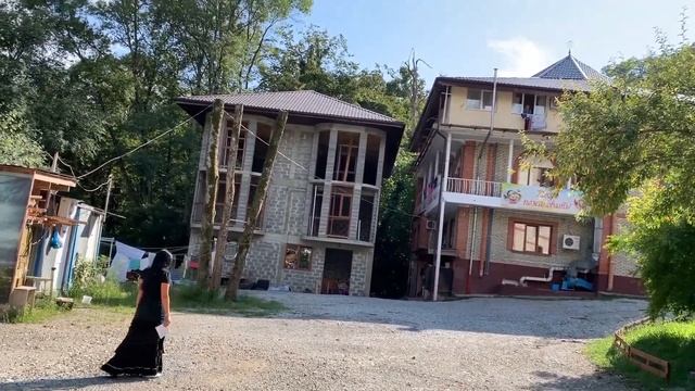 Ваниприя Деви Даси - Кому на самом деле принадлежит храм Кришны в Сочи?