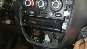 DAEWOO MATIZ задние подголовники и регулятор подсветки центральной консоли.