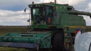 Combine harvesters, комбайнеры. Песня Игорь Растеряев.