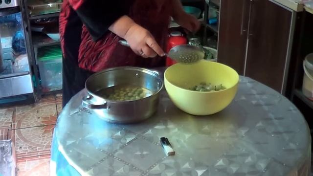 Варенье Из Крыжовника С Вишневыми Листьями. Вкусные Заготовки На Зиму смотреть онлайн