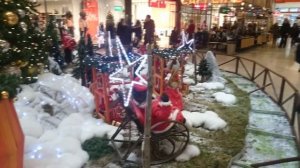 Вильнюс. Рождественская Елка в торговом центре OZAS. Литва