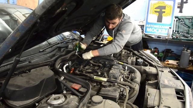 Замена воздушного фильтра AIR FILTER, #Mercedes Benz W212, E class, Мерседес Е200, БОЛЬШОЕ ТО+ , Ч смотреть онлайн