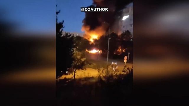 Ейск УПАЛ САМОЛЕТ / ПАДЕНИЕ САМОЛЕТА НА МНОГОЭТАЖКУ ПОЛНОЕ РЕАЛЬНОЕ ВИДЕО / Катаклизмы сегодня смотреть онлайн