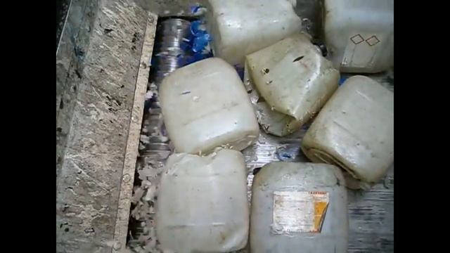 ❱❱ ИЗМЕЛЬЧЕНИЕ ПЛАСТИКА || Шредеры VECOPLAN™ (Германия) смотреть онлайн