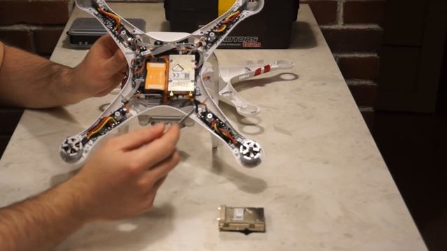 DJI Phantom 2 Vision+ нет видео на экране телефона смотреть онлайн