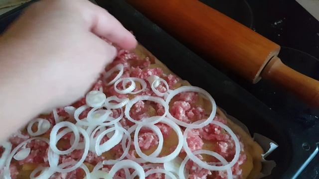 Пеку весь день.Три пирога для всей семьи.Пирог с мясом,с яблоками и с вареньем.Эстонская выпечка