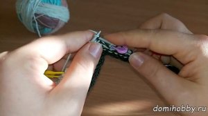 Цветной узор спицами "Перья" из укороченных рядов