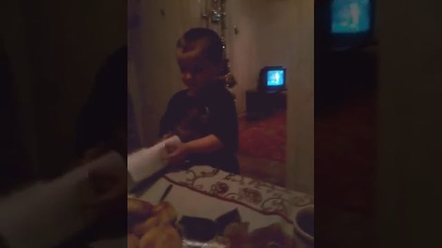 Ребенок учит стих А.С. Пушкина смотреть онлайн