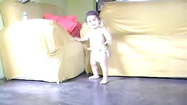 Nicolas - Primeiros Passos смотреть онлайн