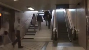 Лестница - пианино в метро Стокгольма