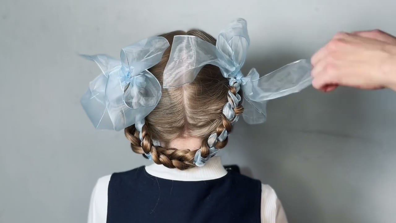 Причёски с бантами в школу. Просто и красиво! School Hairstyles for girls