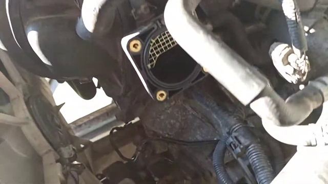 Промывка дроссельной заслонки Toyota Avensis t25 смотреть онлайн