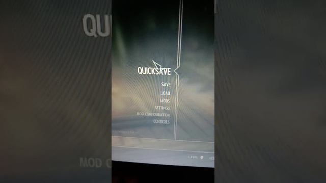 How to quit / go to main menu in Skyrim смотреть онлайн