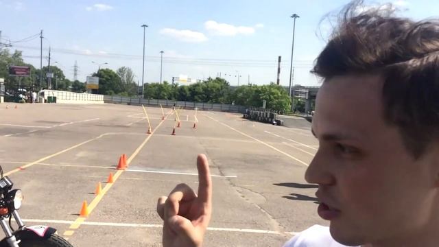 Успешная сдача экзамена на категорию А. Павел. смотреть онлайн