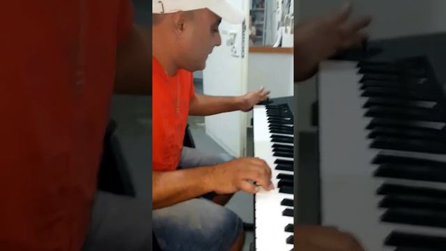 הפרח בגני שמואל כהן смотреть онлайн