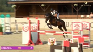 Международные соревнования по конкуру CSI2, CSI-YH1. Маршрут №3М. Высота 120 см.