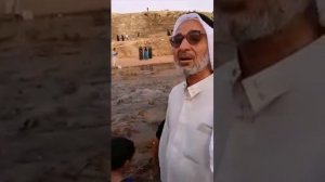 В Мекке. Из родника одновременно бежит вода и исходит огонь. #В Мекке #Из родника