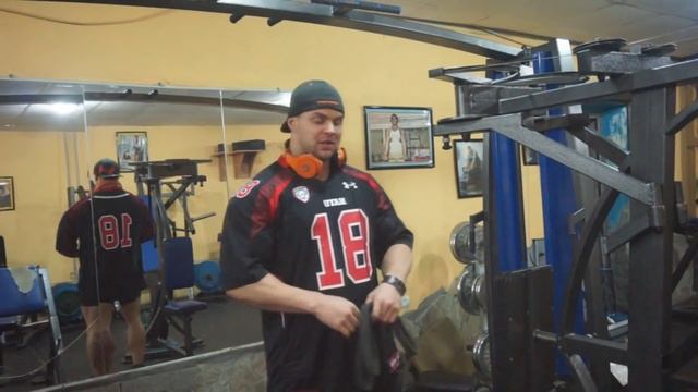 Увеличиваем дельты, тренировка от Сергея Палкина... смотреть онлайн