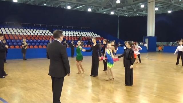 Рейтинг МФТС 24.01.15 Юниоры-1 Д Румба 1/4 финала смотреть онлайн