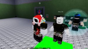 я с Олегам взарвал ядерную бомбу и уничтожил всех чужих в роблоксе