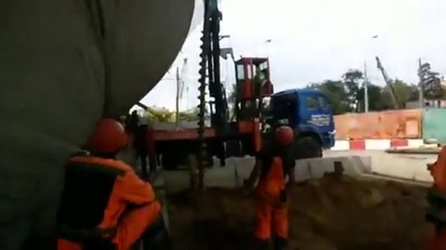 Буровые работы. Бурение под шпунт