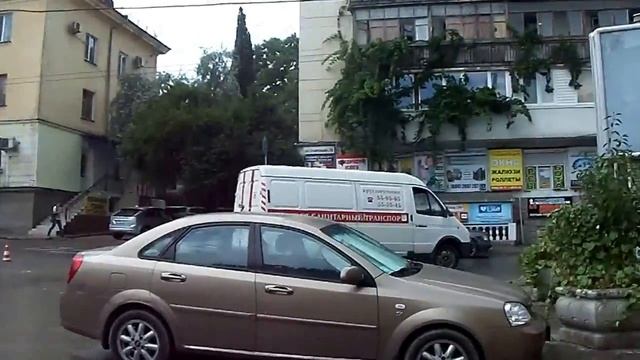 Тело из Магазина ЖЕМЧУГ увезли. ГАИ на несколько секунд приостановило движение. смотреть онлайн