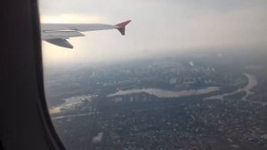 А320 взлет над Москвой из Шереметьево .